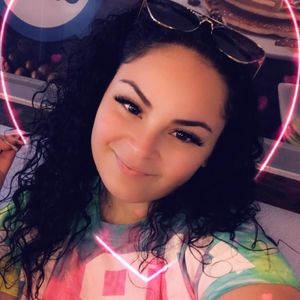 Meet your Posher, Kassandraa